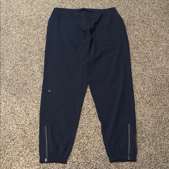 Lululemon Surge Jogger - Picture 2 of 5